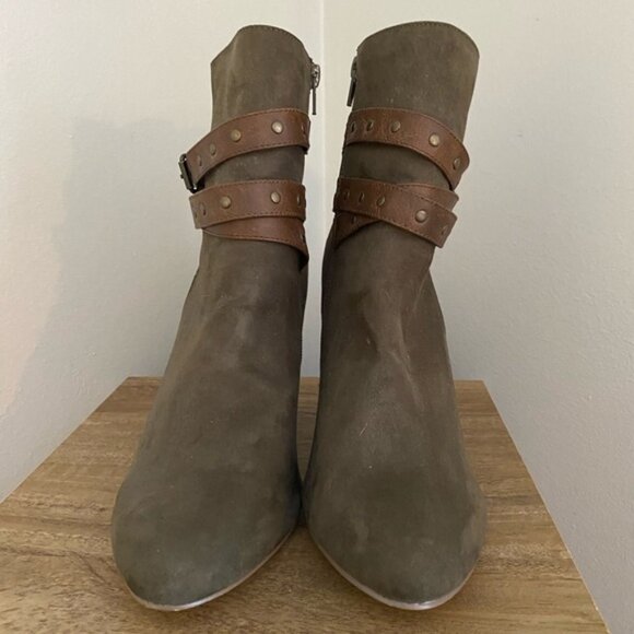 Booties - Picture 3 of 6